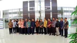 Dokumentasi Bersama Dengan Kanwil DJP Kepri - Ladfanid Konsultindo Batam Menyediakan Jasa Akuntansi, Perpajakan, dan Software Akuntansi & Kasir